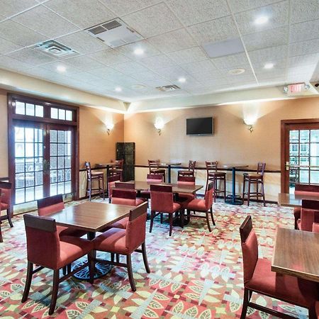 Comfort Suites Parkersburg South Mineral Wells Exteriér fotografie